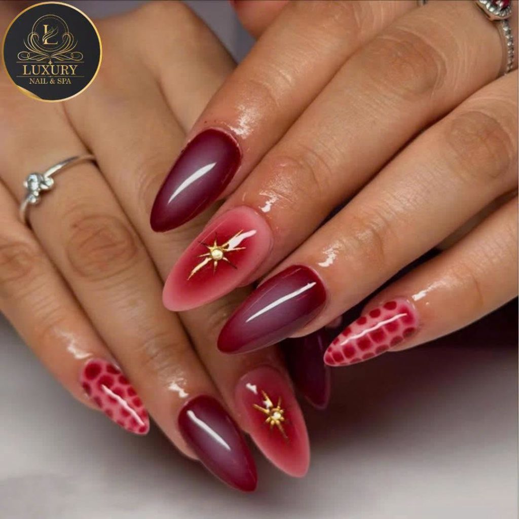 Dip Powder vs Gel Nails Explained
